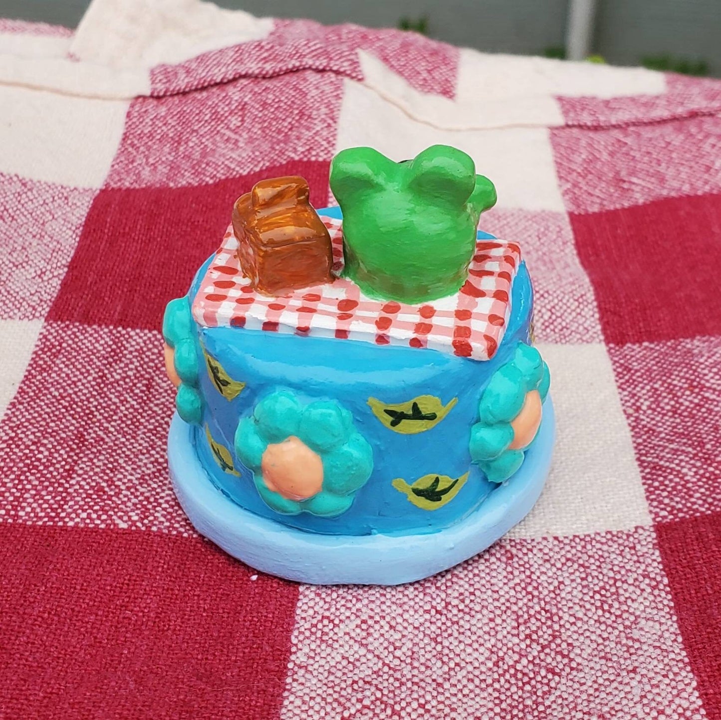 Blue Flower Picnic Froggy Cake