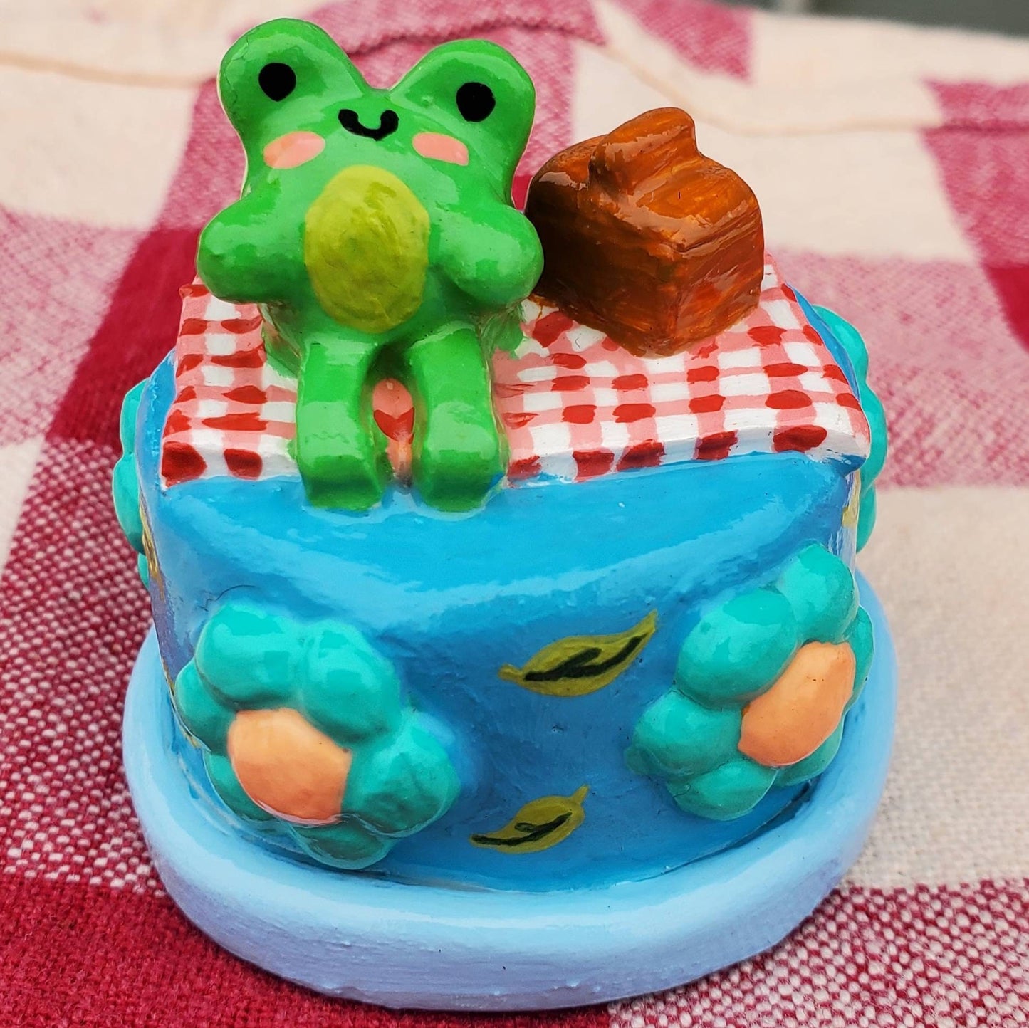 Blue Flower Picnic Froggy Cake