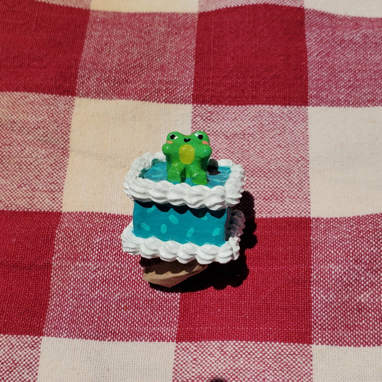 Mini Blue Froggy Cake