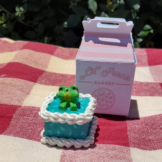 Mini Blue Froggy Cake